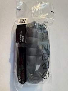 Samsung AKG Stereo Earbuds GH59 15150A Corded USB-C Connector - Black - Picture 1 of 1