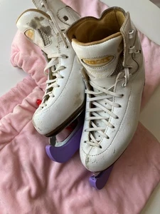 Roces Eiskunstlauf Schlittschuh Italian White Gr. UK 5 EU 38 inkl. Guards - getragen - Bild 1 von 13