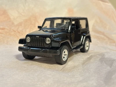 2014 Jeep Wrangler By Jada - Just Trucks 1:32 Scale Model Toy Car Truck BLACK - Image 1 of 4