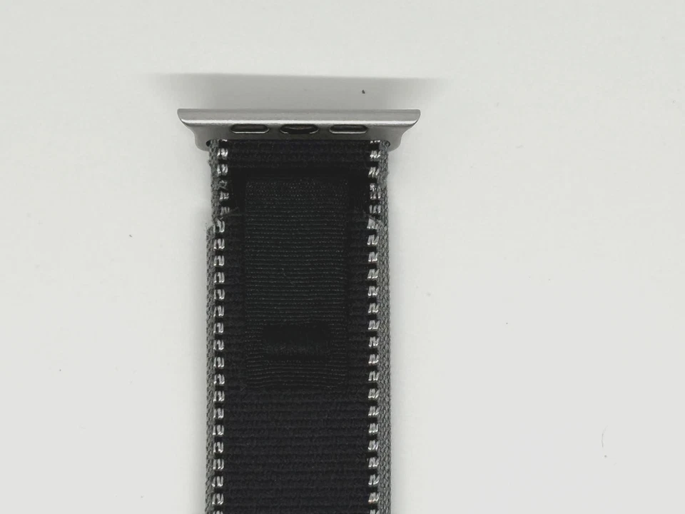 Correa Genérica para Apple Watch 49 mm Ultra Ultra2 Ultra 3 Trail Loop Negra Carbón M/L Foto 1 de 3