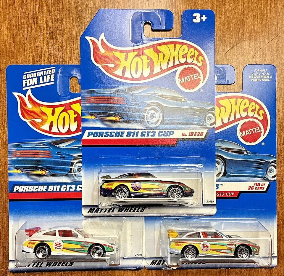 风火轮 3 件装保时捷 911 GT3 杯/紫色、银色、白色 — 第 1/4 张图片