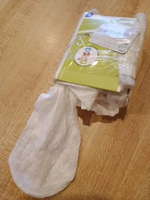 Medias para niños Circo blancas con textura flores talla 7-10 Foto 1 de 2