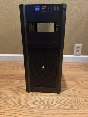 Corsair Carbide Series 300R Mid-Tower ATX Computer Case (Used) - Image 1 of 4