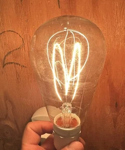 Antique Light Bulb - Coiled Carbon Filament (larger) - Picture 1 of 4