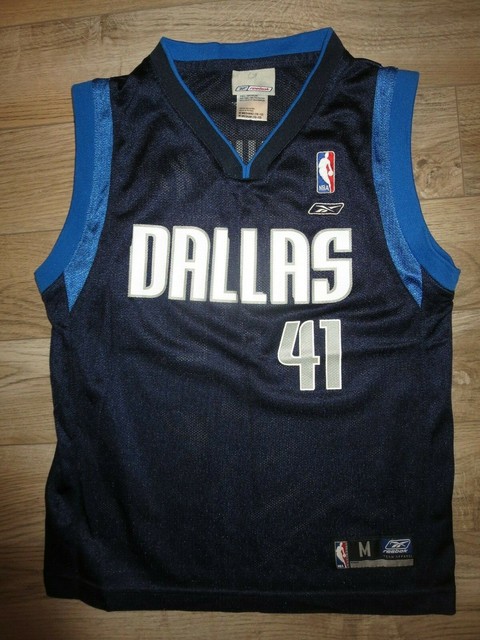 Authentic 2011 NBA Finals Dirk Nowitzki jersey with championship