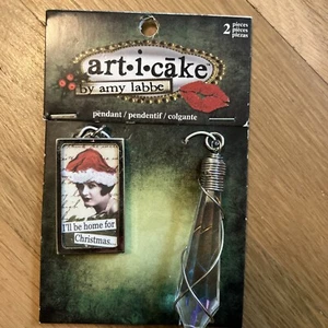 Art i cake by Amy Labbe Charms: FunnyI’ll Be Home For Christmas, Wrapped Crystal - Picture 1 of 4