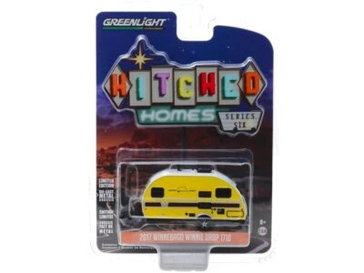 WINNEBAGO Winnie Drop 1710 / Camper - 2017 - yellow / white - Greenlight 1:64 - Bild 1 von 4