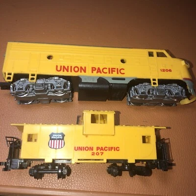 Bachmann HO Scale 1206 Union Pacific Locomotive With 207 Caboose  LOT A - Image 1 of 4