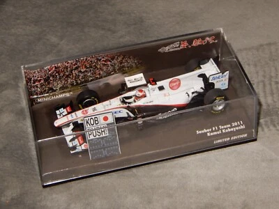 "Minichamps F1 1:43 K Kobayashi Sauber F1 Team 2011 ""KOB Push"" Foto 1 de 4