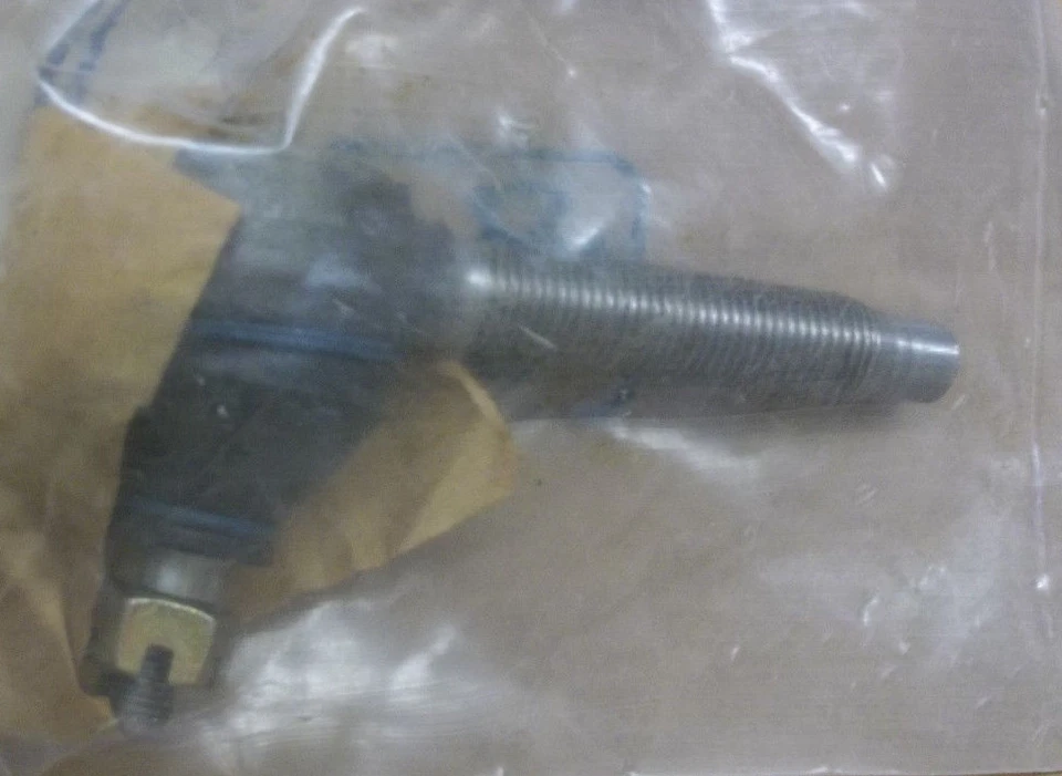 Heyd 32 21 1 135 819 - Front Outer Tie Rod End - Image 1 of 1