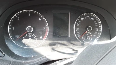 Volkswagen Passat OE 2012 velocímetro calibre grupo 137 k millas Foto 1 de 4