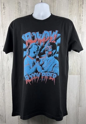 Camiseta grande Rowdy Roddy Piper WWF Wrestling They Live (21”x30”) Foto 1 de 2