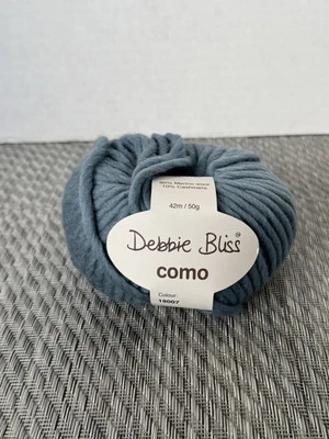 Hilo COMO Debbie Bliss ~ 90% Merino y 10% Cachemira ~ Color #19007 Azul ~ 50 g/46 yardas Foto 1 de 4