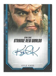 Star Trek Strange New Worlds Season 2 Autograph Kyle Kass as Kr'Dogh  - Picture 1 of 3