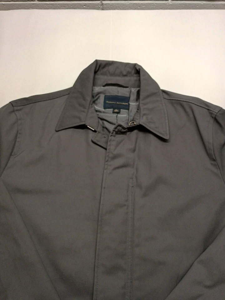 Trench coat masculino Banana Republic jaqueta de chuva longa abotoada cinza GG  - Imagem 1 de 4