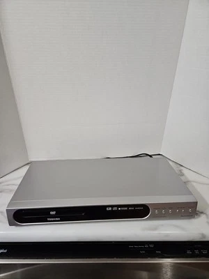 Toshiba SD-1810 DVD Player. No Remote Works  - Image 1 of 4