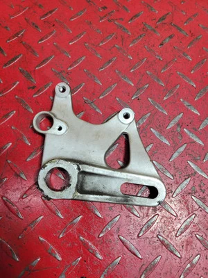 Soporte de pinza de freno trasero Ducati Monster 696 2009 Foto 1 de 4