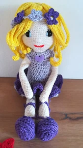Amigurumi Puppe, gehäkelt, Mädchen, Geschenk, Handarbeit, Unikat, - Bild 1 von 2