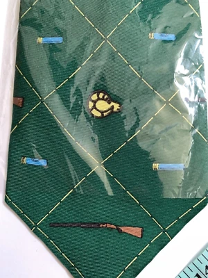 Corbata Harris Street Hunting Theme verde 4" Foto 1 de 3