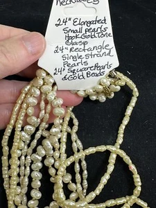 Lot of 3 Necklaces 24" Pearls Assorted Vintage M-7056 - Picture 1 of 2