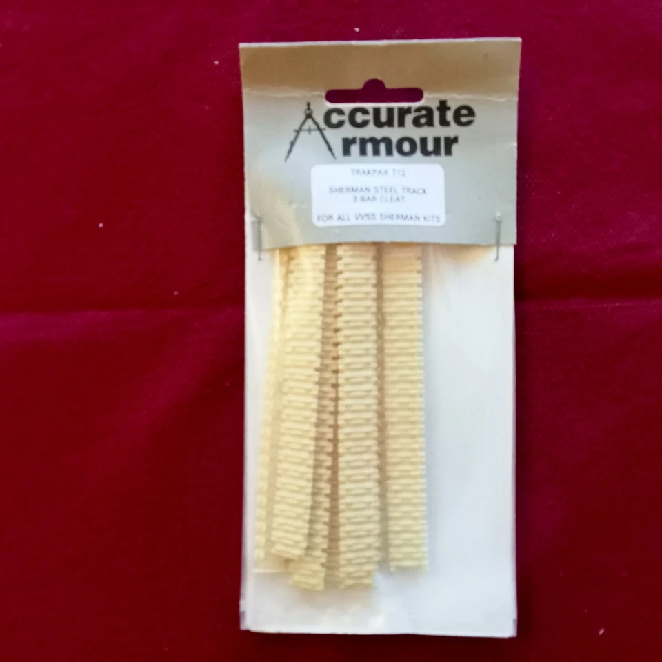 Sherman Track Steel 3 bar cleat for all VVSS  - SCALA 1/35 Accurate  TRAKPAX T24 - Immagine 1 di 1
