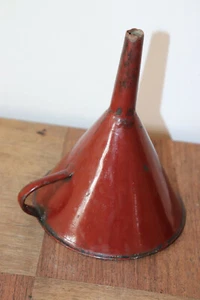 ENTONNOIR en tôle . Ancien. - Photo 1/3