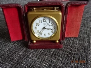 Junghans-Reisewecker mit Leder Klapp Etui ca. 1915 - Bild 1 von 10