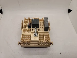 1999-2002 Chevrolet Silverado Fuse Box Relay Unit 15328704B Module - Picture 1 of 6