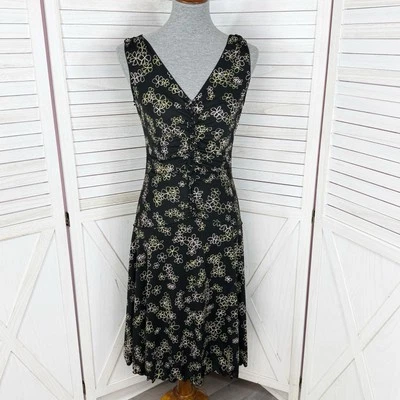 Vestido Max Studio Mujer Pequeño Negro Floral Volantes Borde Sin Mangas Ajuste Acampanado Y2K Foto 1 de 4