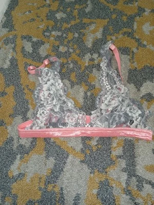 Popsi Bralette Sz Small Lace, No Wires Or Padding, Grey/Pink - Image 1 of 4