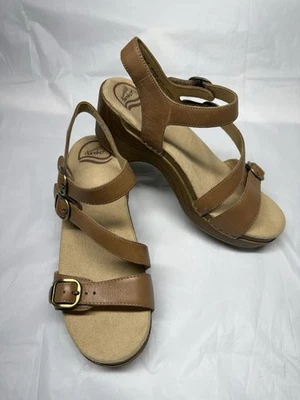 Sandalias de cuero marrón para mujer Dansko 2” tacón correas ajustables talla 38 o 7,5/8 Foto 1 de 4