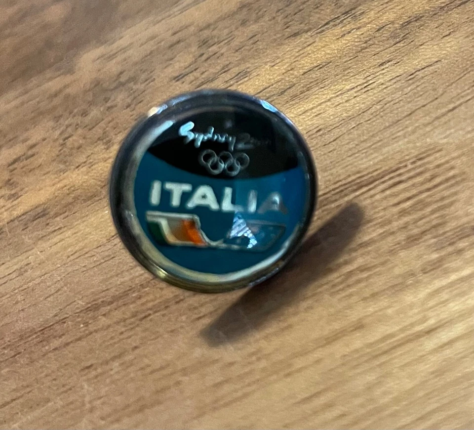 意大利悉尼 2000 年国家奥委会NOC徽章 — 第 1/1 张图片