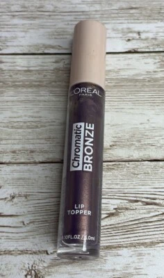 Topper de labios L'Oreal Paris bronce cromático 03 púrpura efervescencia Foto 1 de 3
