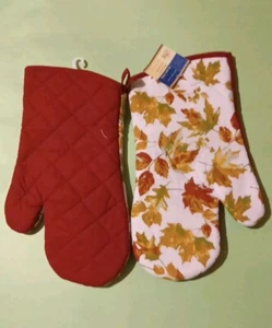 2 Fall Leaves Kitchen Oven Mitt - Picture 1 of 2