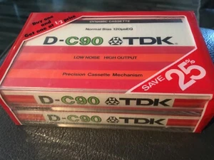 NUEVO/SELLADO 1979 PAQUETE DE 2 PAQUETES TDK D-C90 BAJO RUIDO, SESGO NORMAL, CASETES DE ALTA SALIDA EE. UU. - Imagen 1 de 3