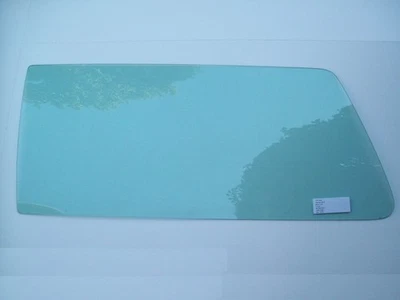 VW Polo Window Glass Rear Left Green 867845301A 1982-1984 - Image 1 of 3
