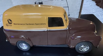 Ertl 1/25th Scale Diecast Banks Lot of 5 Mint in Box Larson Graphics 1988, 90's - Image 1 of 4