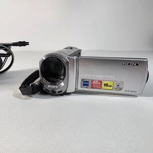 Sony Handycam DCR-SX63 Camcorder getestet funktioniert mit Ladegerät **LESEN** - Bild 1 von 12
