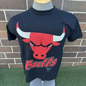 Vintage 90s Chicago Bulls Big Puff Logo T-Shirt Size M Signal Sports NBA - Picture 1 of 7
