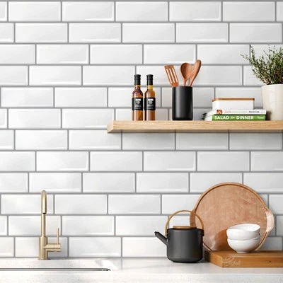 Papel pintado Livebor Peel and Stick Backsplash 11,8&quot; x 78,7&quot;, blanco  Foto 1 de 4