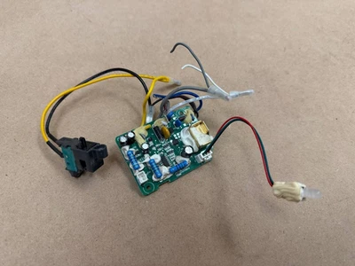 OEM Shark UV380 Cabezal de alimentación PCB PLACA DE CIRCUITO Y LUCES DE INTERRUPTOR Pieza de repuesto Foto 1 de 4