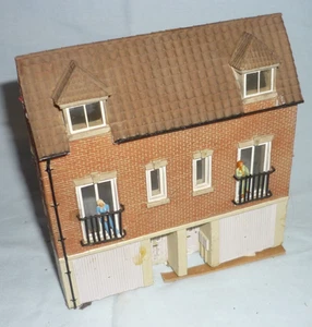 BACHMANN OO GAUGE MASONETTS, LOW RELIEF - Picture 1 of 2