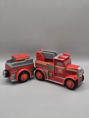 Thomas Wooden Railway Fiery Flynn 2003 con Tender Tomy Brand Usado en Excelente Condición Foto 1 de 4