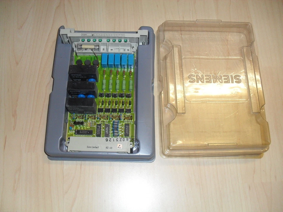 Siemens 6ES5 488-3LA11 6ES5488-3LA11 E-Stand :0 1 - Image 1 of 1