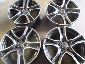 JUEGO DE LLANTAS OZ ADRENALINA NEGRO PULIDO EN 8Jx17 ET48 5x112mm para Audi, VW, Seat - Imagen 1 de 7