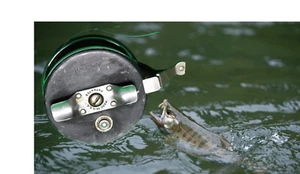 Vintage Wards Sport King Fly Fishing Reel No 60-6432 - Picture 1 of 8