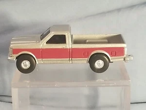 1/64 scale ERTL Farm Pickup Truck Ford F250 Red & Silver - Picture 1 of 6