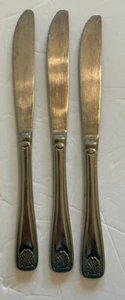 Update Stainless Shelley Shell pattern 3 Dinner Knives - Picture 1 of 4