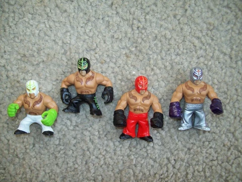 4 REY MYSTERIO WWE/WWF RUMBLERS Pro Wrestling Figures AEW WcW ROH NWO AAA NJPW Cover