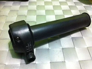 D-91 APRILIA DERBI PEUGEOT ACELERADOR DOMINO THROTTLE HANDLE POIGNEE GAZ - Imagen 1 de 1